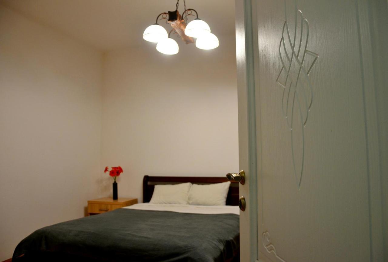 Brand New Apartment In City Center Львов Экстерьер фото
